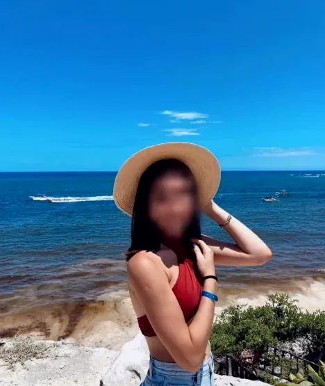 Annalena, 22