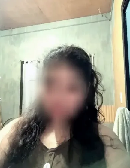 Christina, 20