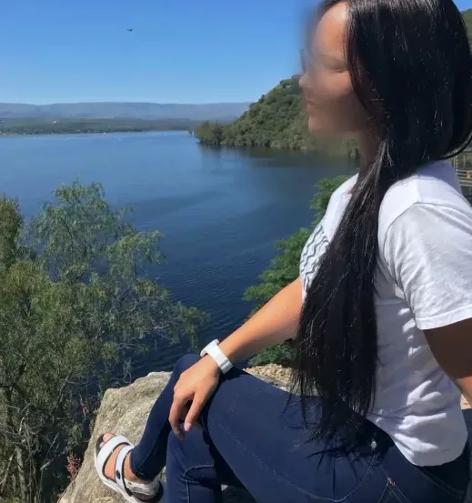 Helena, 31