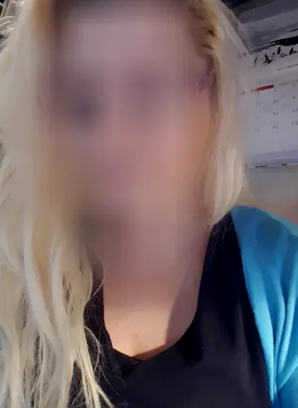 Jacqueline, 40