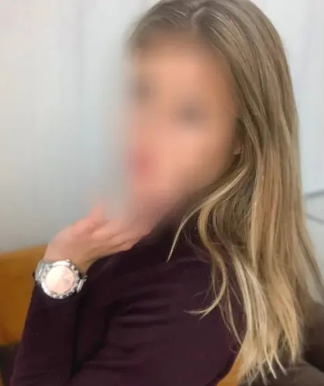 Jasmin, 21