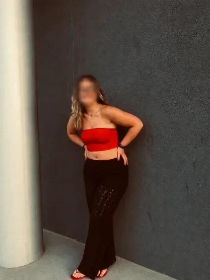Katrin, 18