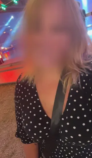 Marina, 28
