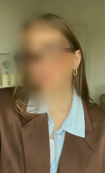 Romy, 32